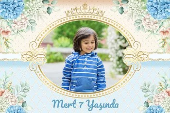 Mavi Çiçekler ile Gold Puantiyeli Fon Temalı Doğum Günü Konsepti