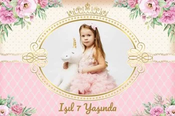 Pembe Güller ile Gold Puantiyeli Fon Temalı Parti Konsept