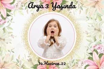 Zambak ile Gold Simli Çerçeve Temalı Doğum Günü Konsepti