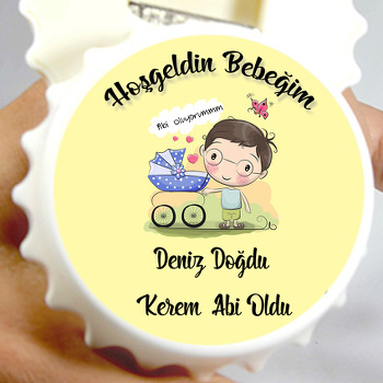 Sarı Zeminli  Bebek Araba Temalı Kapak Açacak