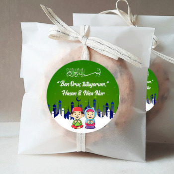 Yeşil Lacivert Cami Silüetleri ile Kuranı Kerim Okuyan Çocuklar Temalı Sticker