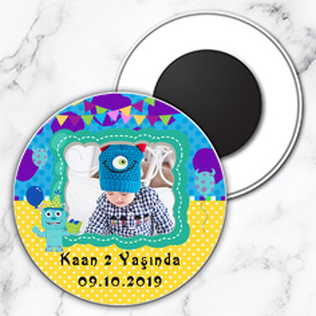 Sevimli Canavarlar Temalı Resimli Daire Plastik Magnet