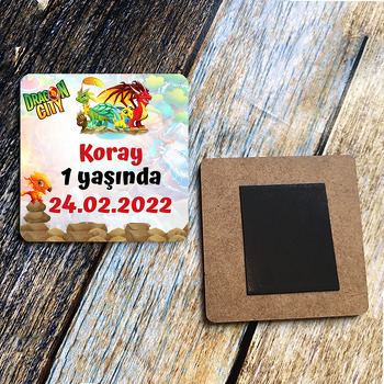 Dragon City Temalı Kare Ahşap Magnet