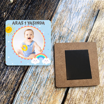 Neşeli Gökkuşağı Temalı Ahşap Kare Magnet