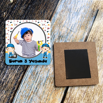 Araba Tamircisi Temalı Ahşap Kare Magnet
