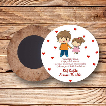 Abi Kardeş ile Kalpler Temalı Daire Ahşap Magnet