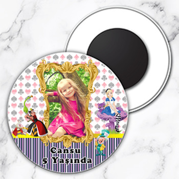 Alice Temalı Resimli Daire Plastik Magnet