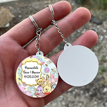 Baby Winnie The Pooh Temalı Daire Plastik Hediyelik Anahtarlık