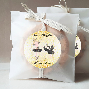 Balerin Ve Siyah Kuğu Temalı Sticker