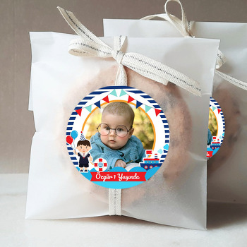 Balonlu Denizci Çocuk Temalı Sticker