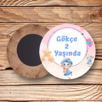 Balonlu Kız Çocuk Temalı Ahşap Daire Magnet