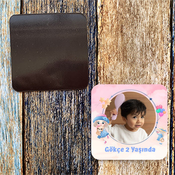 Balonlu Kız Çocuk Temalı Kare Magnet