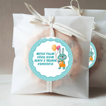 Balonlu Mavi Tavşan Temalı Sticker
