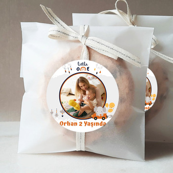 Balonlu Turuncu Araba ile Fil Temalı Sticker