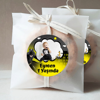 Batman ile Gotham Şehri Temalı Resimli Sticker
