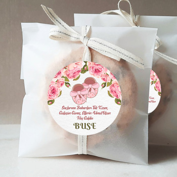Bebek Ayakkabısı ile Güller Temalı Sticker