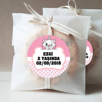 Beyaz Kedi Temalı Sticker