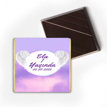 Beyaz Melek Kanatları ile Lila Fon Temalı Çikolata Sargısı