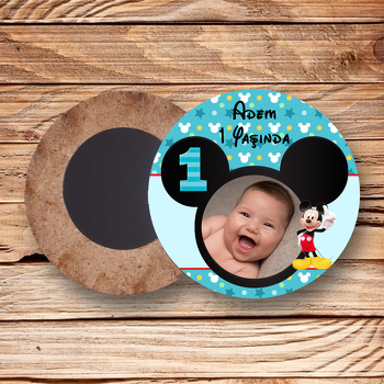 Bir Yaş Mickey Mouse Temalı Resimli Daire Ahşap Magnet