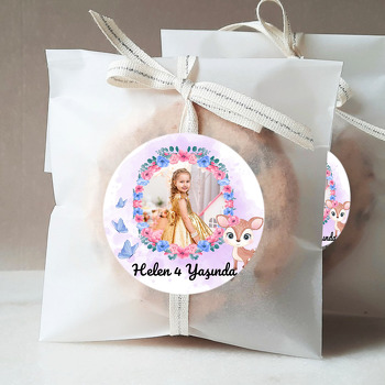 Ceylan ile Çiçek Çerçeve Temalı Sticker