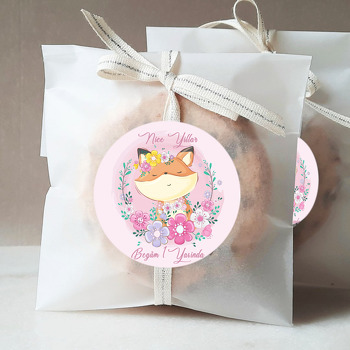 Çiçekli Tilki Temalı Sticker