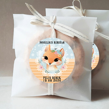 Çiçekli Tilki Temalı Sticker