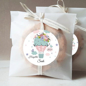 Çiçekli Uçan Balon Temalı Sticker