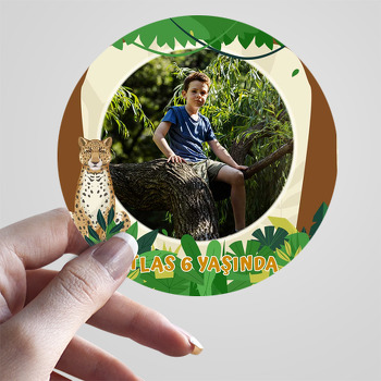Çita Ormanda Temalı Resimli Sticker