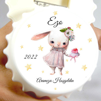 Cupcakeli Tavşan ve Yıldızlar Temalı Kapak Şekilli Magnet Açacak