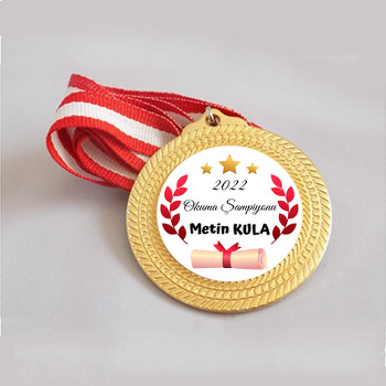 Diploma ile Kırmızı Yaprak Temalı Metal Madalya