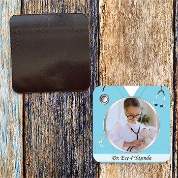 Doktor Uniforma Temalı Resimli Doğum Günü Magnet