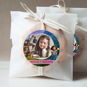 Encanto ile Işıltılı Kelebek Temalı Sticker