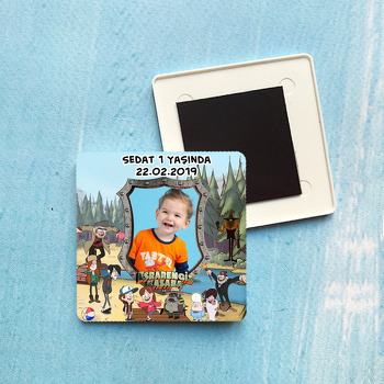 Esrarengiz Kasaba Temalı Kare Plastik Kare Magnet