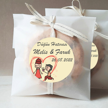 Evlilik Teklifi ile Krem Fon Temalı Sticker