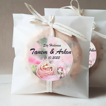 Gold Alyans ile Toz Pembe Gül Temalı Sticker
