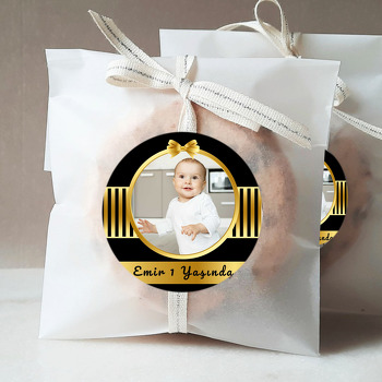 Gold Kurdele ile Siyah Çizgili Fon Temalı Sticker