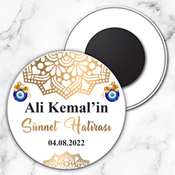 Gold Mandala ile Beyaz Fonda Sünnet Temalı Daire Plastik Magnet