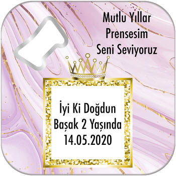 Gold Taç Ve Pembe Temalı Kare Magnet Açacak