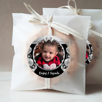 Gümüş Kurdele ile Balonlar Temalı Sticker