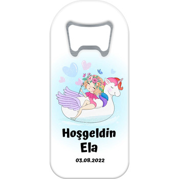 Havuzda Sevimli Kız ile Şişme Unicorn Temalı Uzun Magnet Açacak