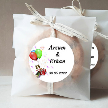 Hediye Paketleri ile Şampanya Temalı Sticker