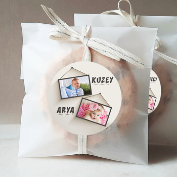 İki Fotoğraf Temalı Sticker
