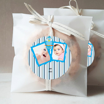 İki Resimli Mavi Çerçeve Temalı Sticker