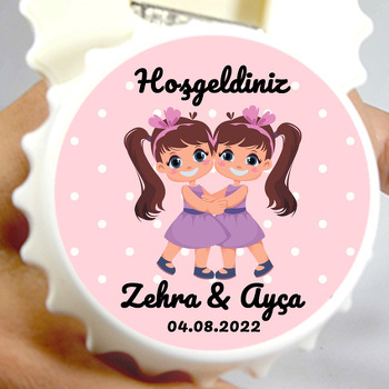 İkiz Sevimli Kız Kardeşler Temalı Kapak Şekilli Magnet Açacak