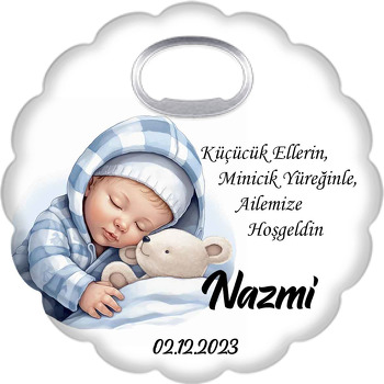 İlk Oyuncağı ile Uyuyan Erkek Bebek Temalı Çiçek Şekilli Magnet Açacak