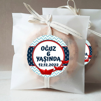 Kağıt Gemi ile Denizci Temalı Sticker