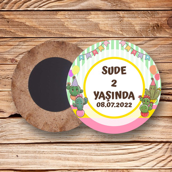 Kaktüs Partisi Temalı Ahşap Daire Magnet