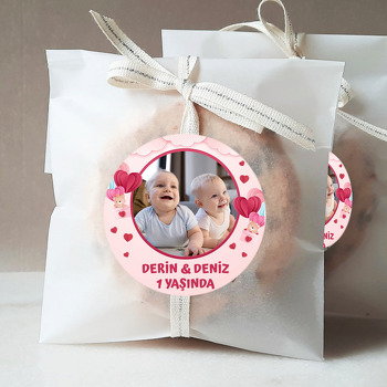 Kalpli Balonda İkiz Ayıcıklar Temalı Sticker