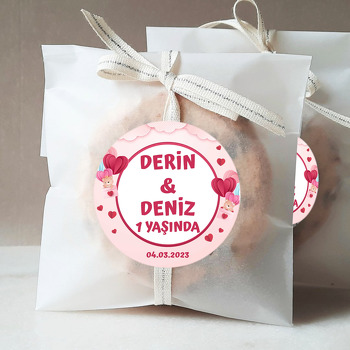 Kalpli Balonda İkiz Ayıcıklar Temalı Sticker