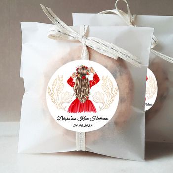 Kırmızı Elbiseli Kız ile Nişan Temalı Sticker